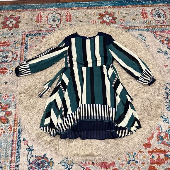 Sunday in Brooklyn striped long sleeve dress size small - Picture 3 of 6